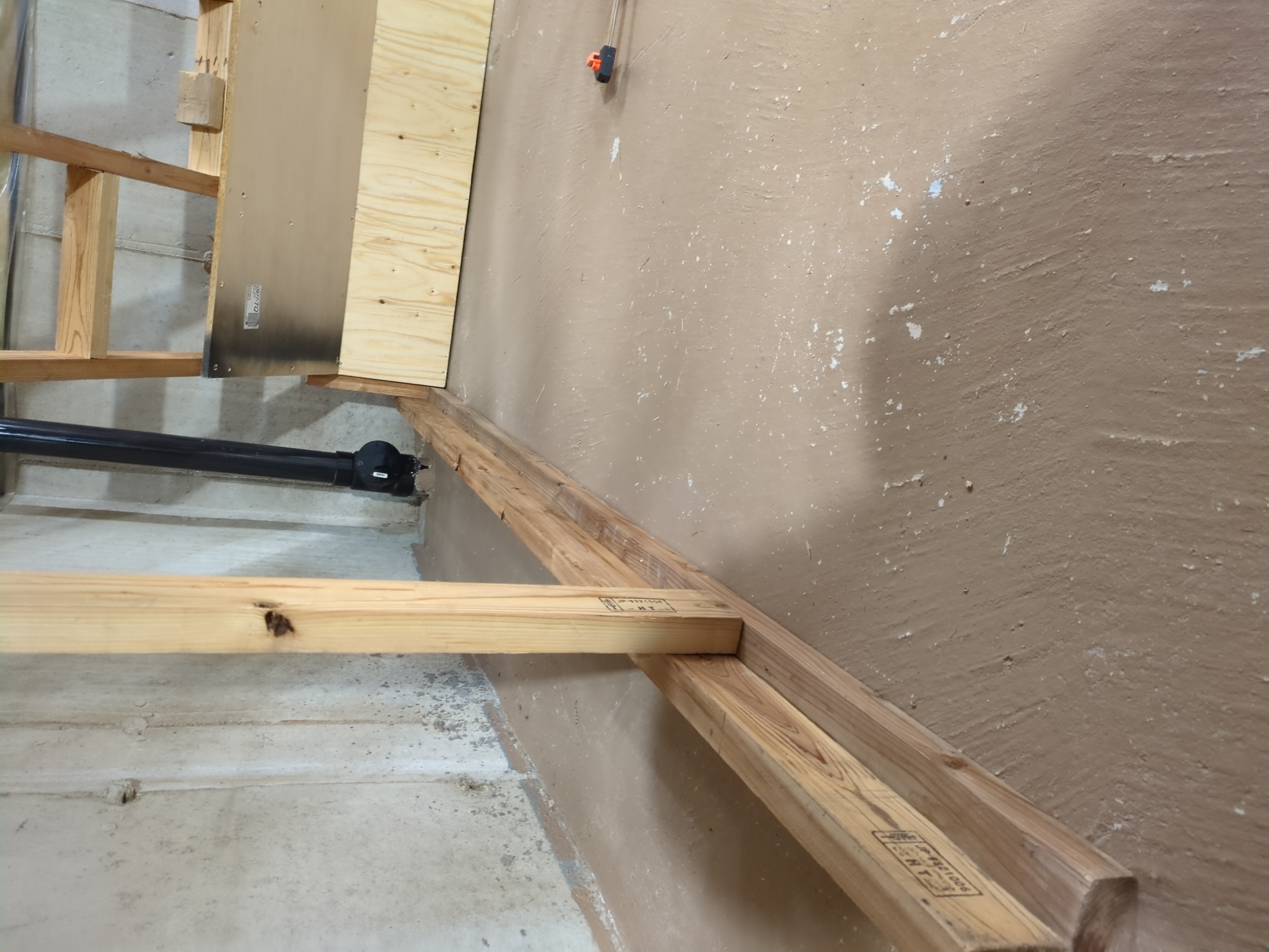 kickboard_left_base_2x4